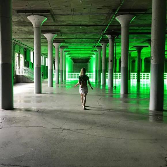 Meet your Posher, Cecily - Picture 1 of 1